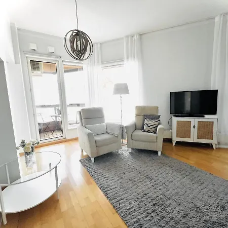 Apartment Lootsi With Sauna, Next To Old Town, Center, Port Tallinn